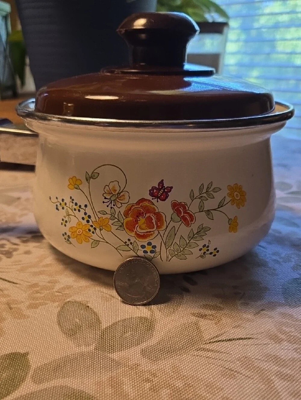 70sVintage Small Cream Enamel Saucepan with Brown Lid, Floral Butterfly